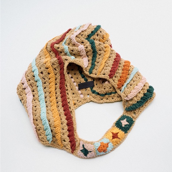 Zara Crochet Maxi Bucket Bag - Picture 4 of 6